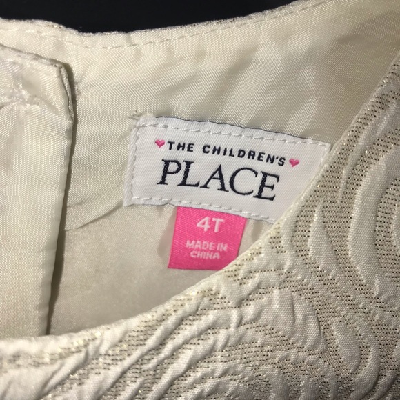 Children place girl dress - Picture 4 of 7